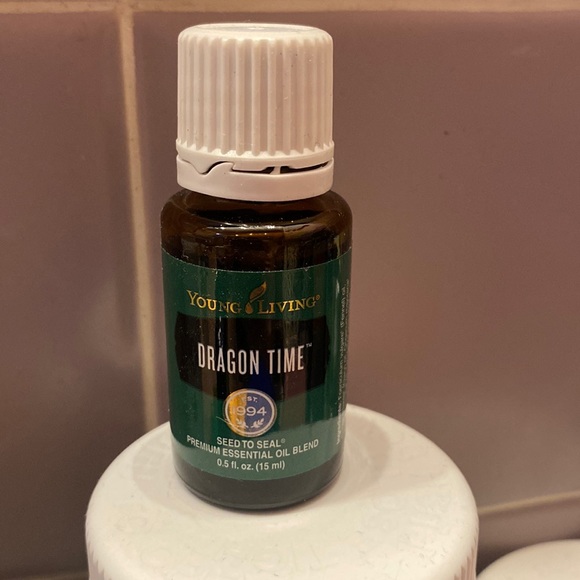 Young Living Dragon Time Essential Oil Blend - Picture 2 of 2